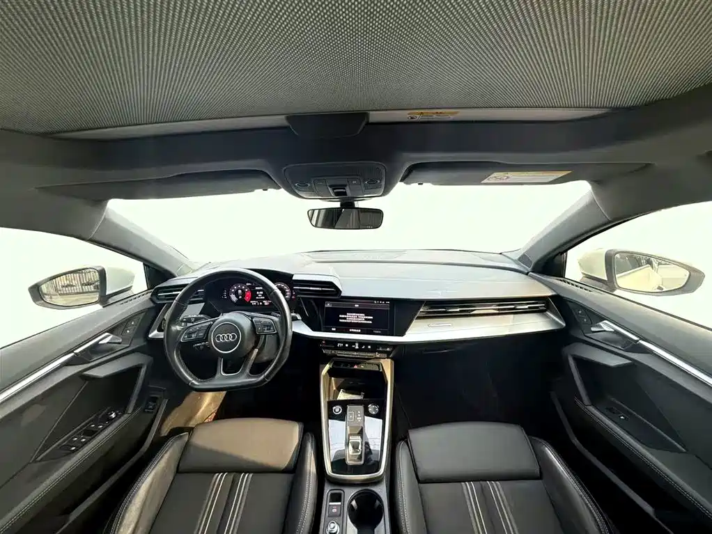 Audi A3 2024 Sportback 35 TFSI stylish and sporty купить на сайте DeffCars