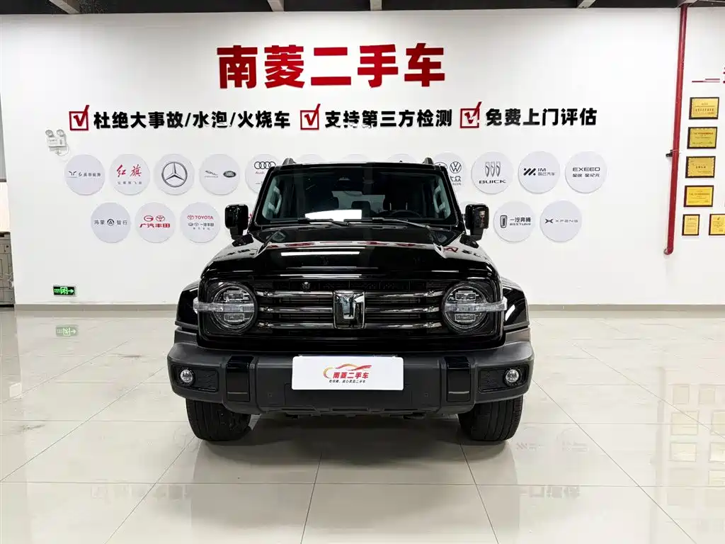 Tank 300 2024 2.0T Traverser купить на сайте DeffCars