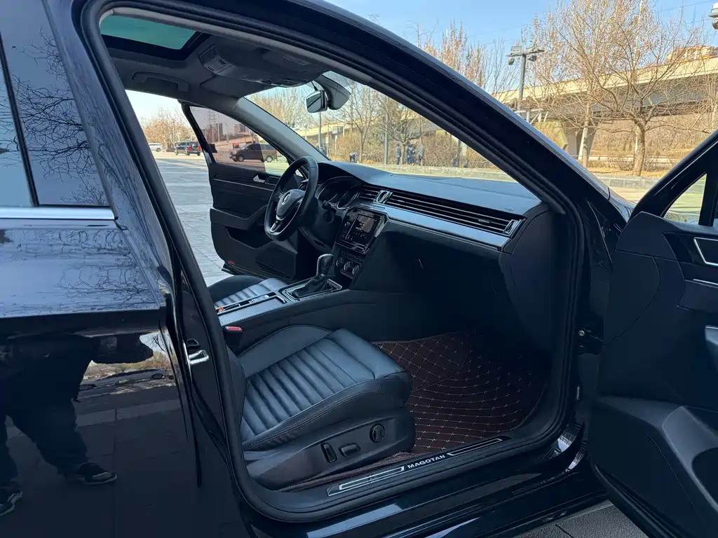 Magotan 2019 330TSI DSG luxury model National V купить на сайте DeffCars