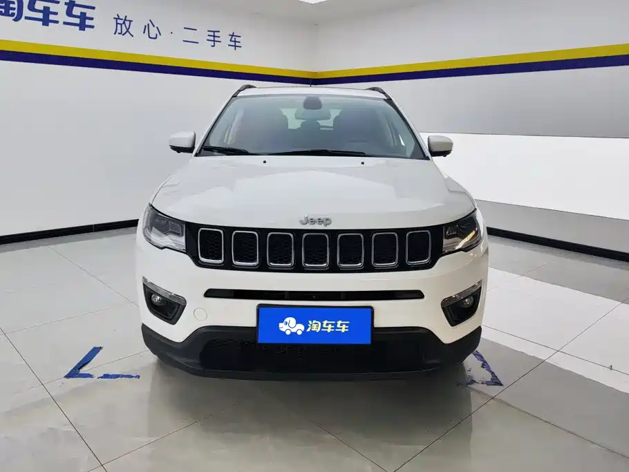 Compass 2019 220T Automatic Home Edition купить на сайте DeffCars
