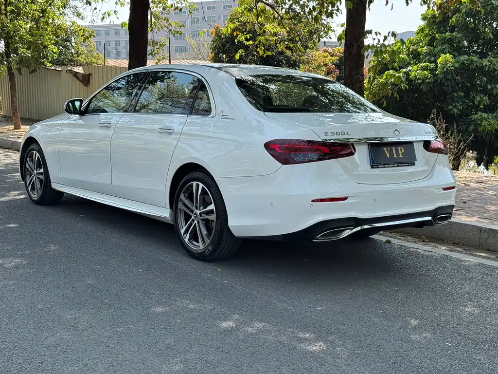 Mercedes-Benz E-Class 2021 E 260 L купить на сайте DeffCars