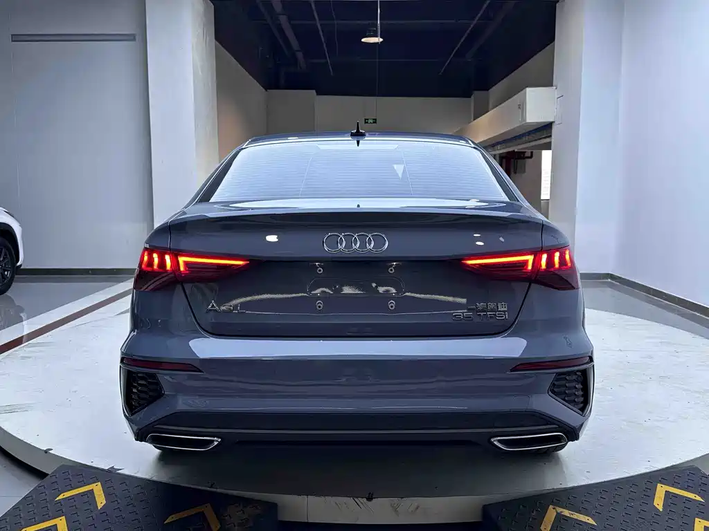 Audi A3 2022 A3L Limousine 35 TFSI RS Kit Burning Speed ​​Type купить на сайте DeffCars