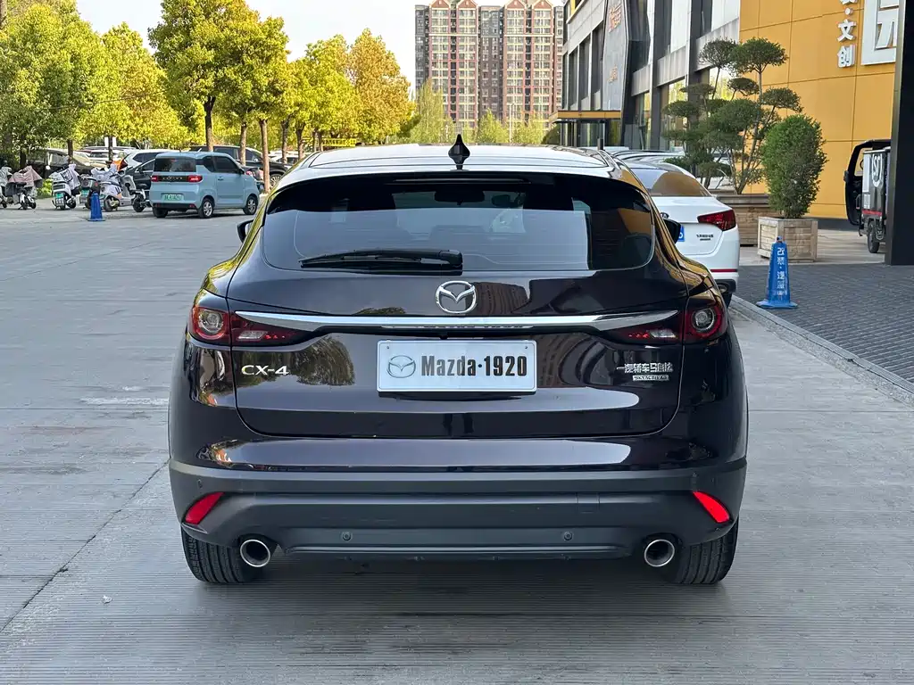 Mazda CX-4 2021 2.0L automatic two-wheel drive Blue Sky Exploration Edition купить на сайте DeffCars