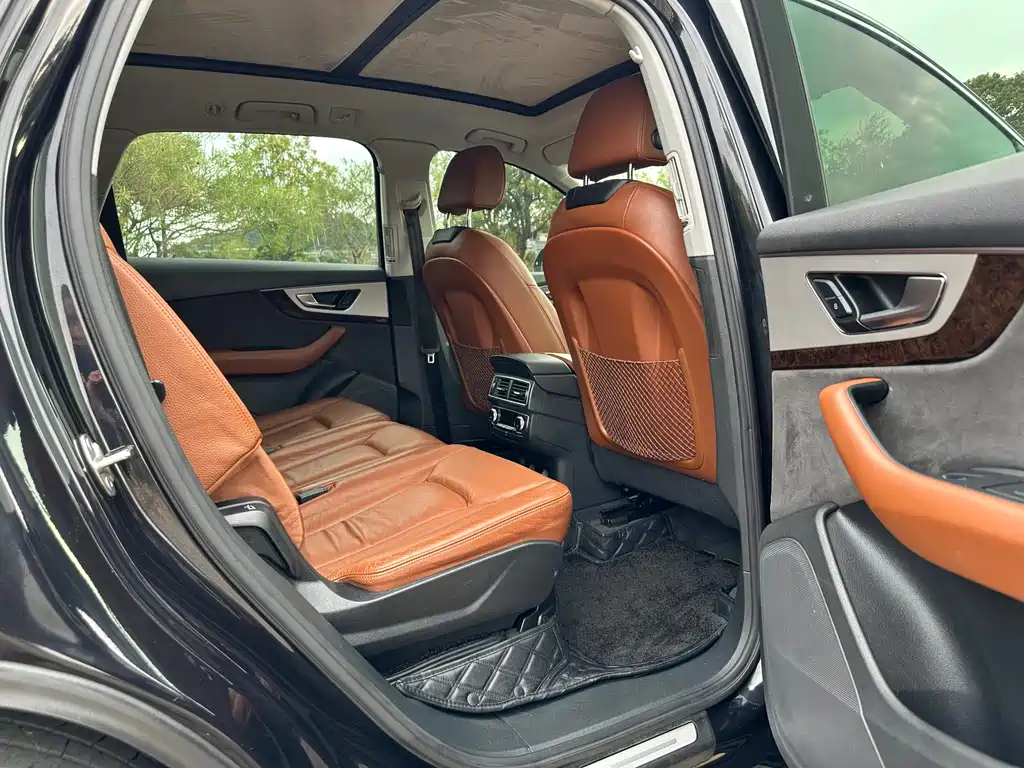 Audi Q7 2019 55 TFSI Technology купить на сайте DeffCars