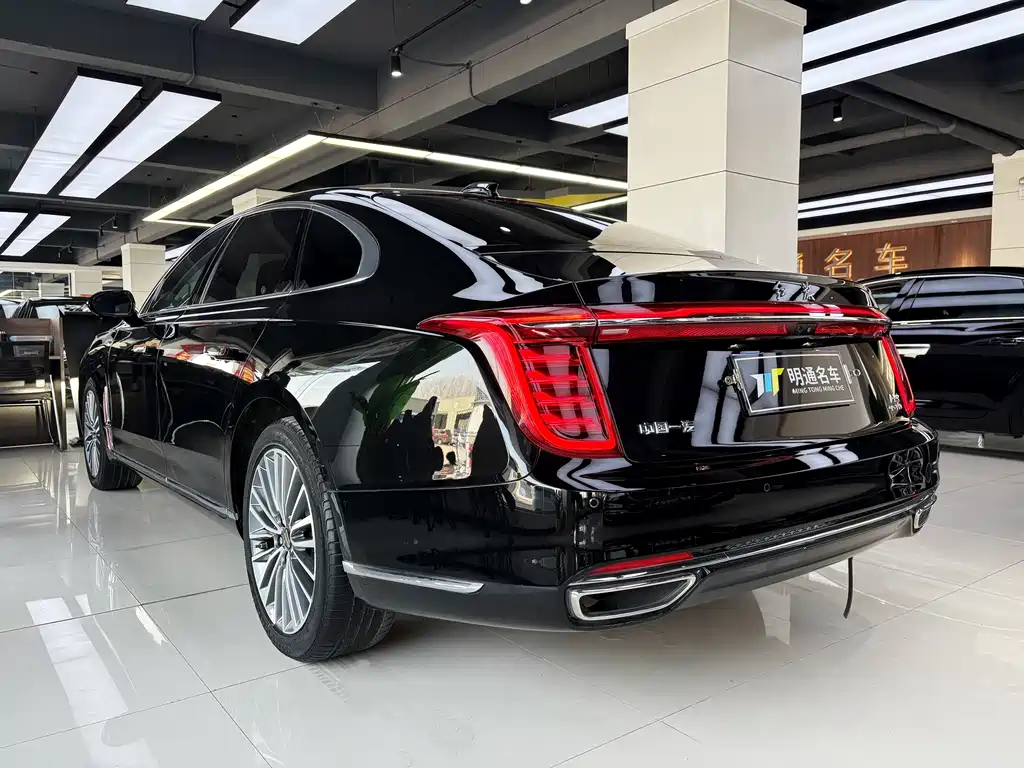 Hongqi H9 2020 2.0T Zhilian Flagship Edition купить на сайте DeffCars