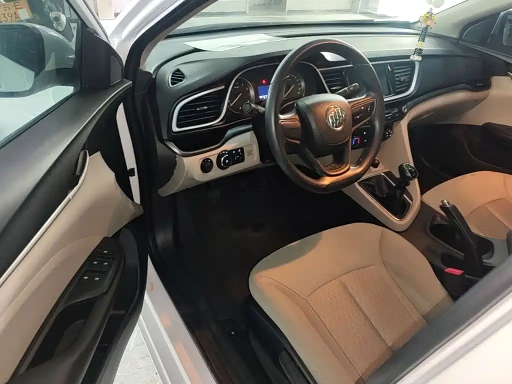 Excelle GT 2017款 15N 手动进取型 купить на сайте DeffCars
