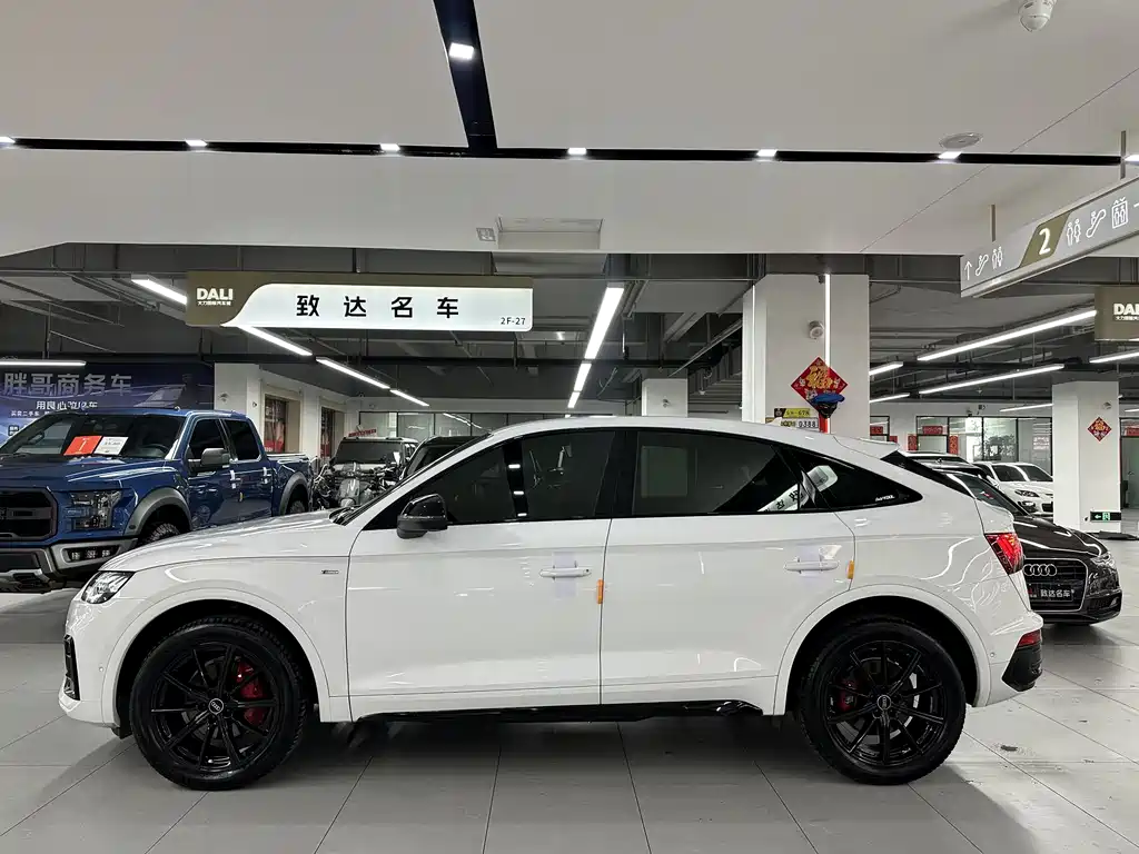 Audi Q5L Sportback 2021 45 TFSI Premium Selection купить на сайте DeffCars
