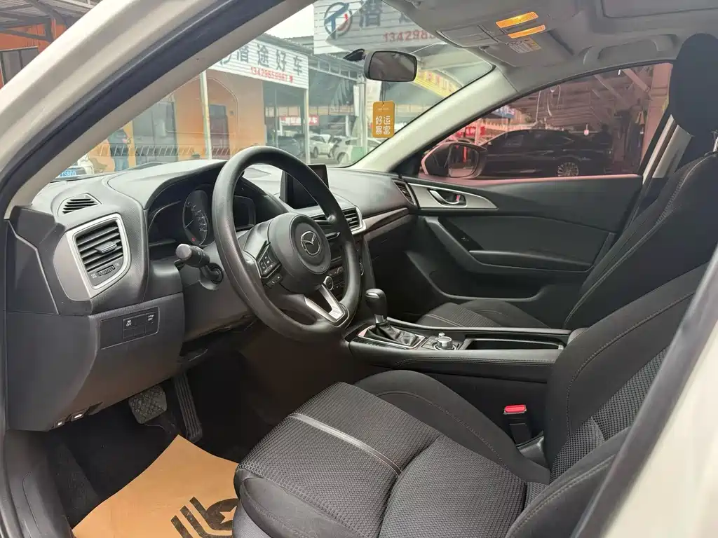 Mazda3 Angkesela 2017 sedan 1.5L automatic luxury model National V купить на сайте DeffCars