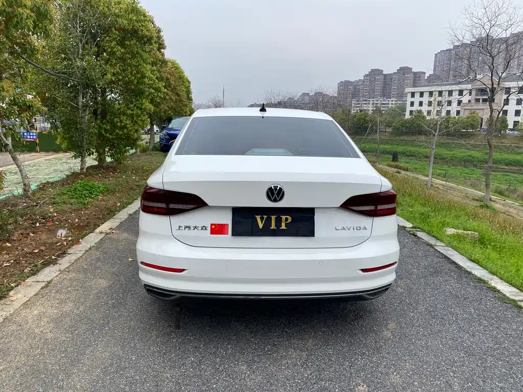 Lavida 2022 1.5L automatic comfort version купить на сайте DeffCars
