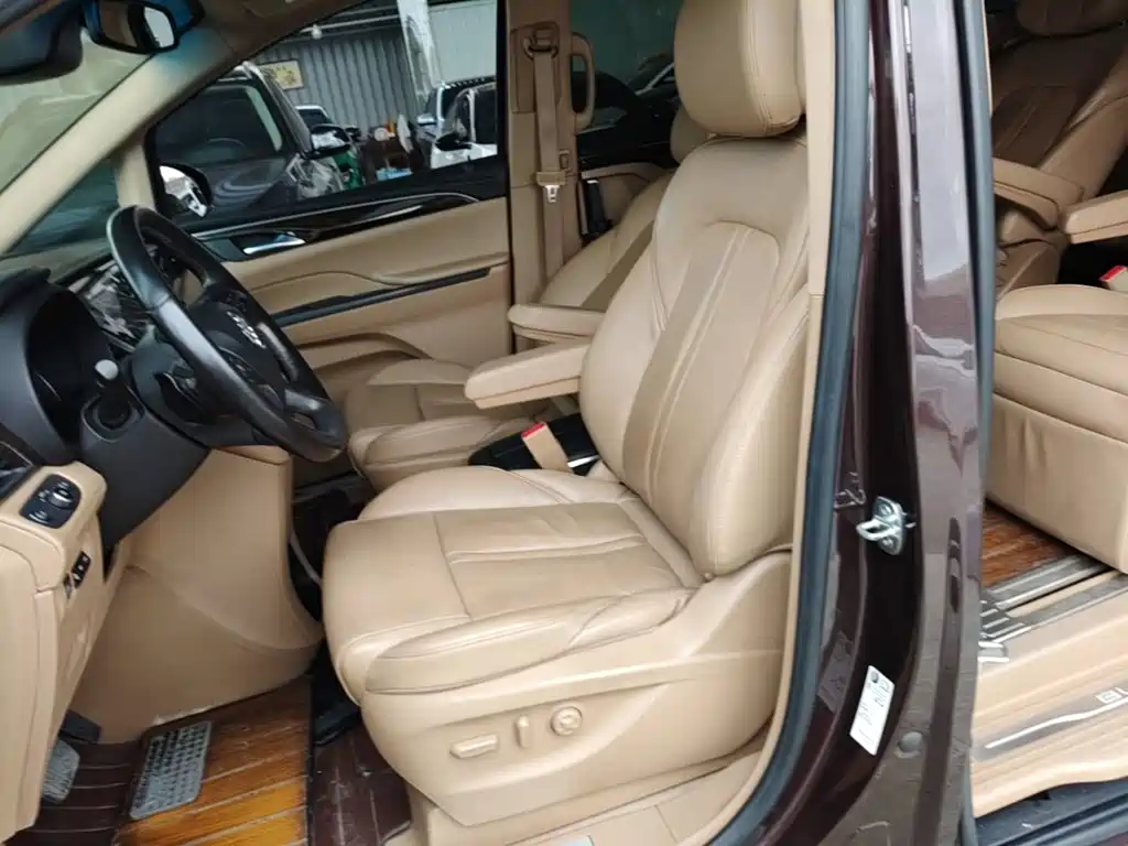 Buick GL8 2018 ES 28T flagship model National VI купить на сайте DeffCars