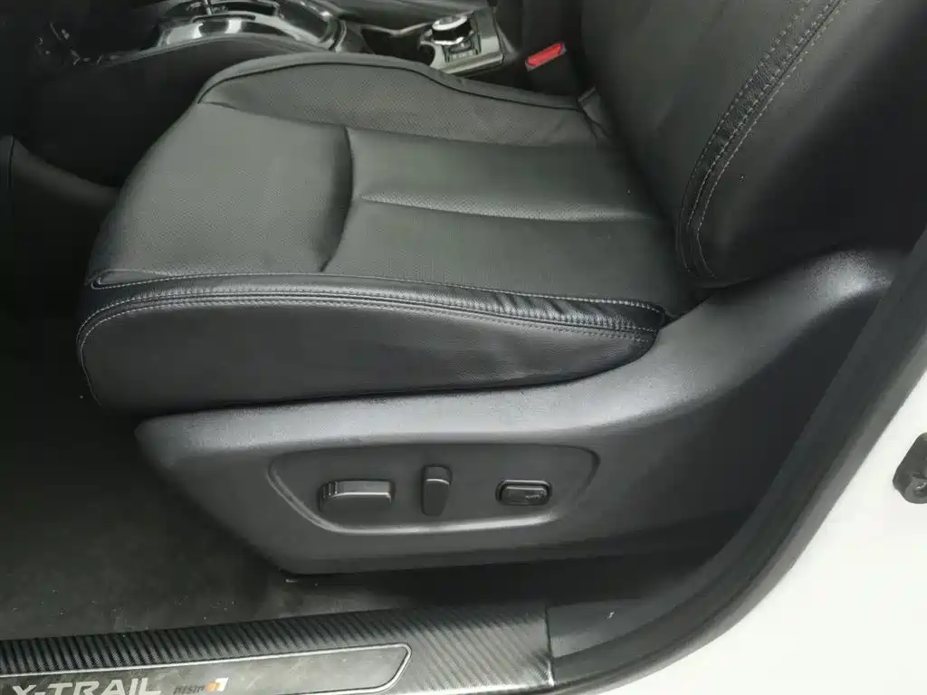X-Trail 2020 2.5L XL ITS CVT 4WD Luxury Pilot Edition купить на сайте DeffCars