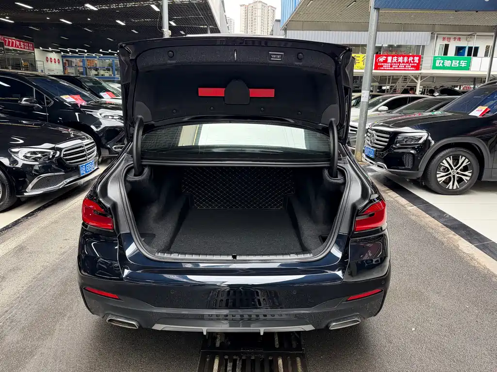 BMW 5 Series 2023 facelift 530Li leading M sports package купить на сайте DeffCars