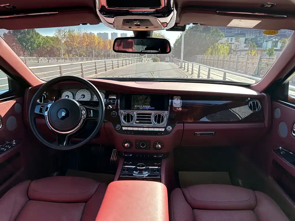 Ghost 2018 6.6T long wheelbase version купить на сайте DeffCars