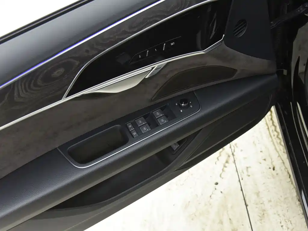 Audi A8 2022 A8L 50 TFSI quattro Comfort Collection Edition купить на сайте DeffCars