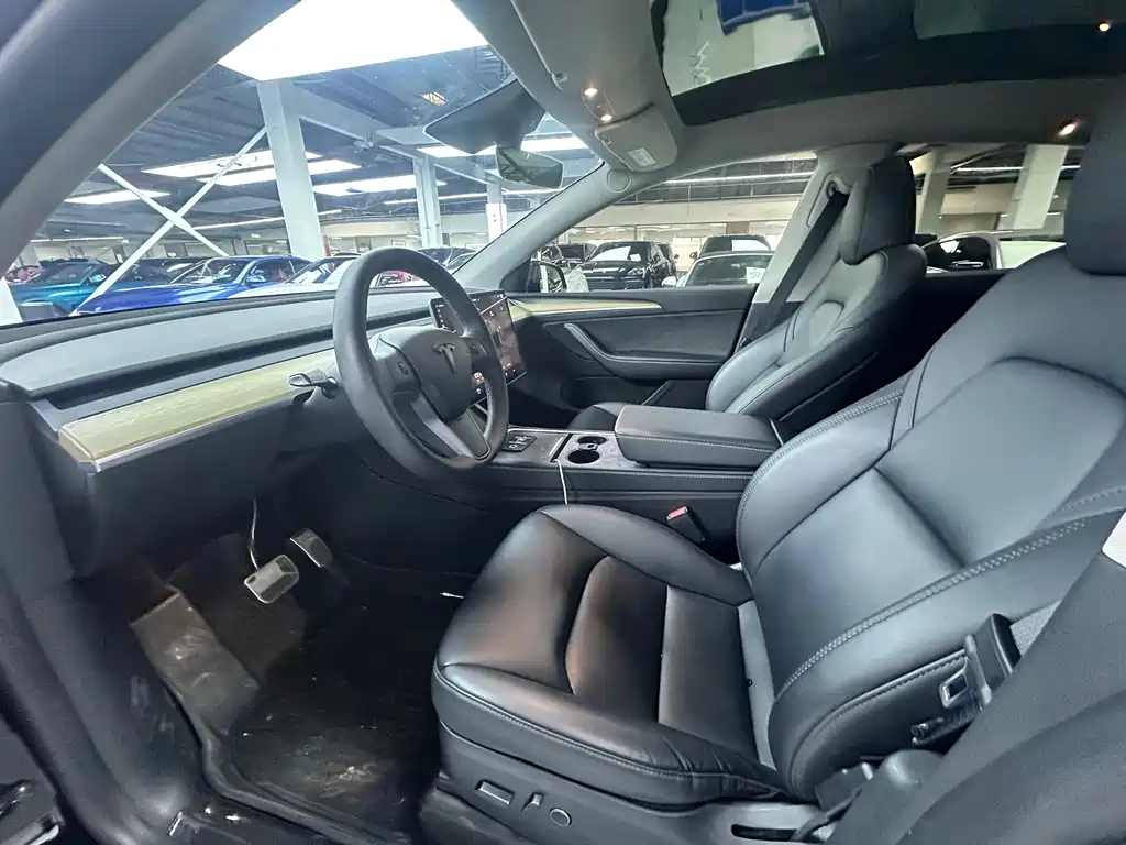 Model Y 2022 facelift rear-wheel drive version купить на сайте DeffCars