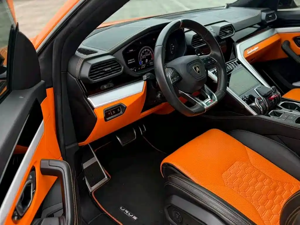 Urus 2021 4.0T V8 купить на сайте DeffCars