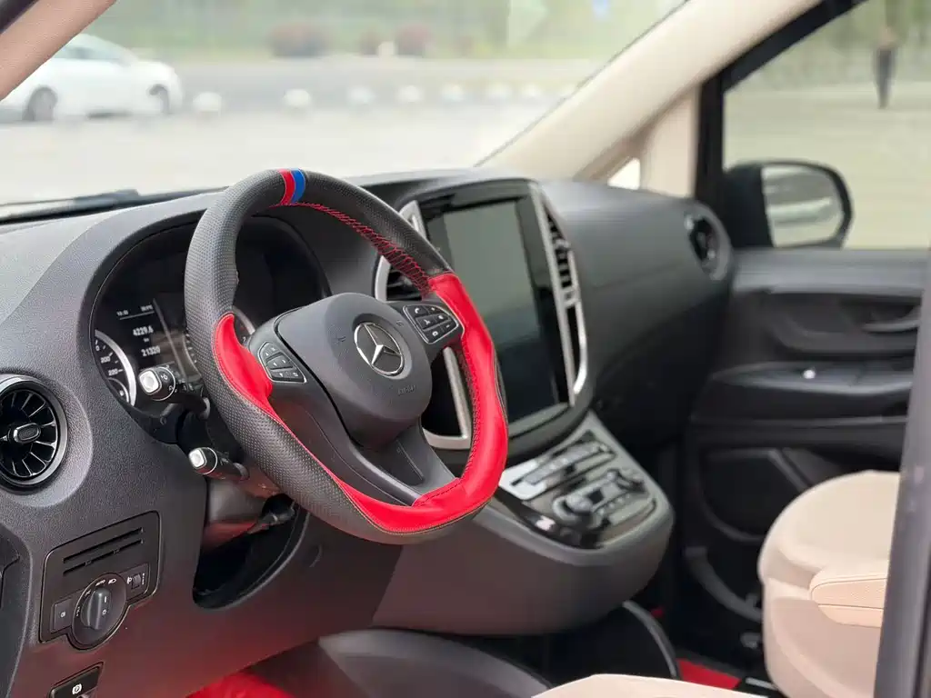 Vito 2023 2.0T Elite Edition 7 seats купить на сайте DeffCars