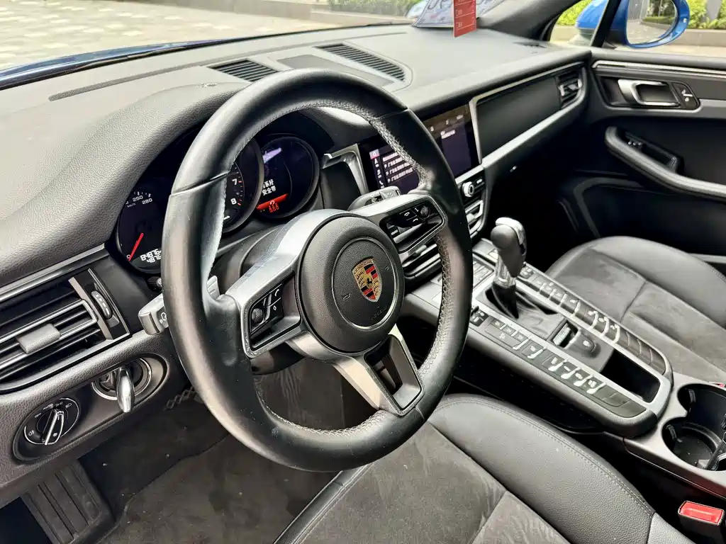 Macan 2021 Macan 2.0T купить на сайте DeffCars