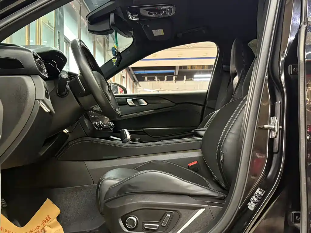 Lynk & Co 03 2018 1.5TD DCT Jin Pro Edition National V купить на сайте DeffCars