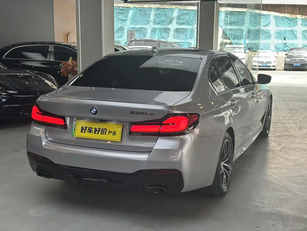 BMW 5 Series New Energy 2021 535Le M Sports Package купить на сайте DeffCars