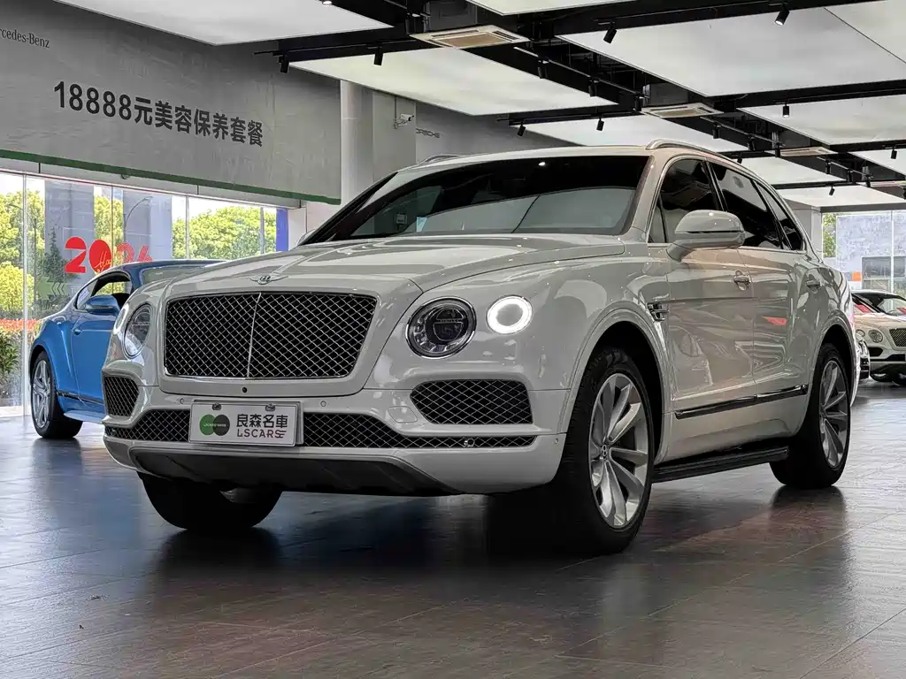 Bentayga 2018 4.0T V8 купить на сайте DeffCars