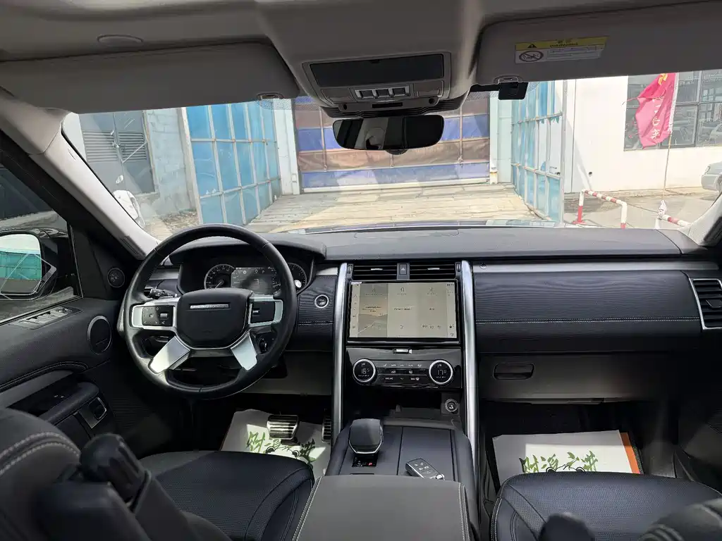 Discover the 2023 facelift 360PS R-Dynamic SE купить на сайте DeffCars