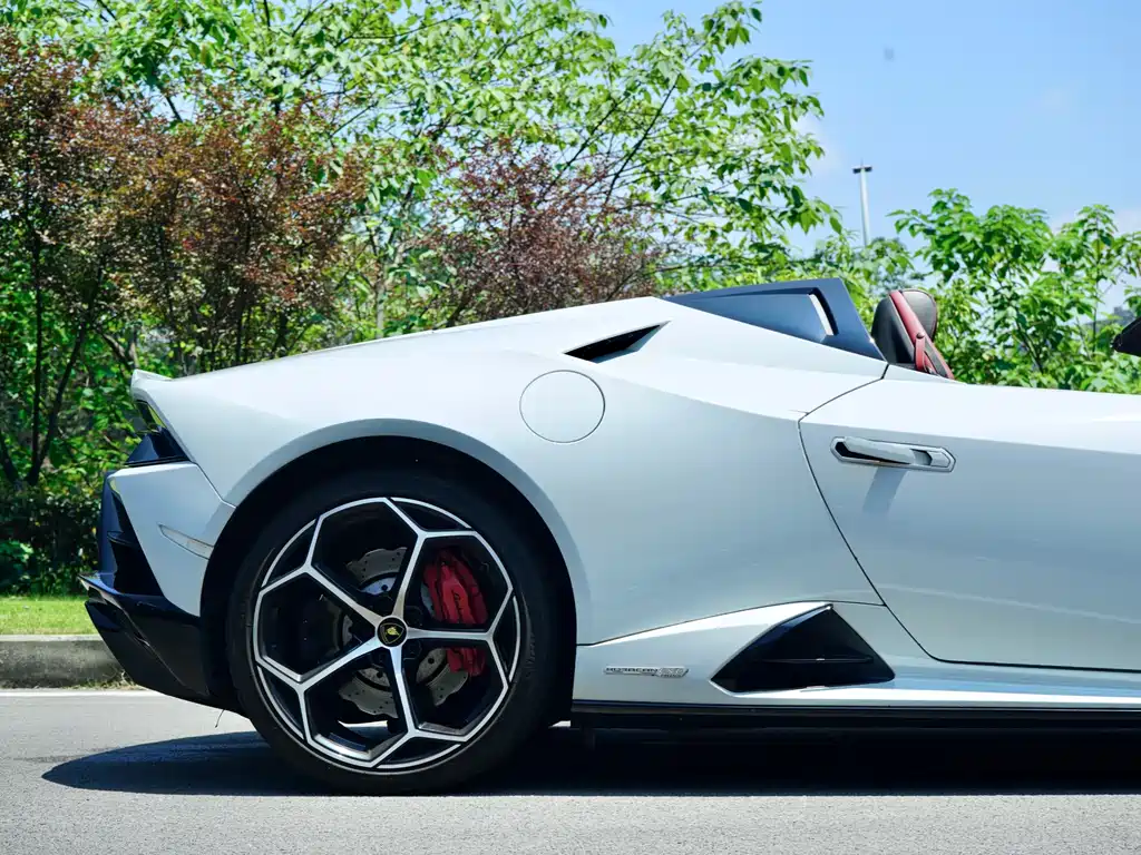 Huracán 2020 Huracán EVO RWD Spyder купить на сайте DeffCars
