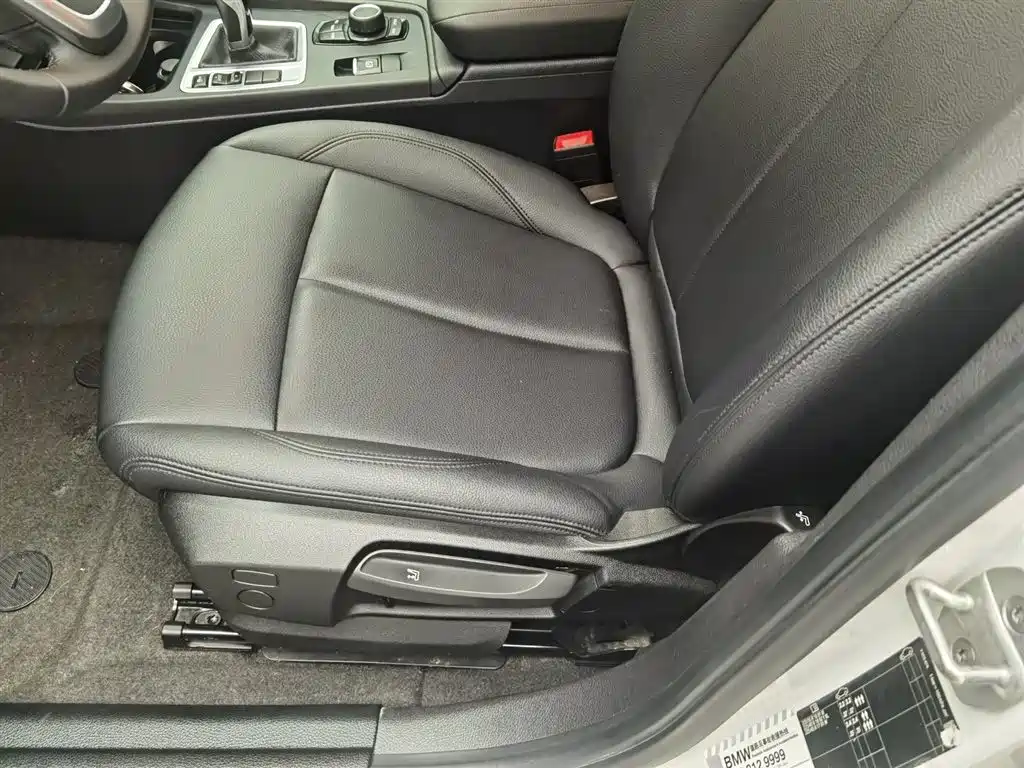 BMW 1 Series 2020 120i Fashion купить на сайте DeffCars