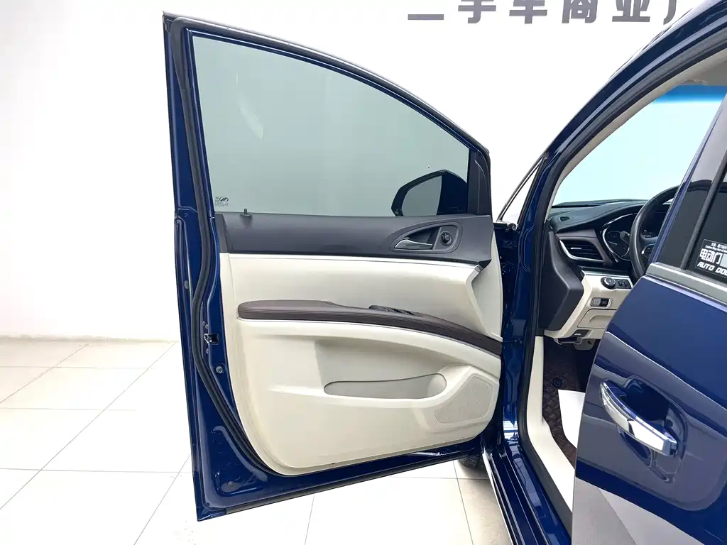 Buick GL8 2023 facelift land business class luxury купить на сайте DeffCars