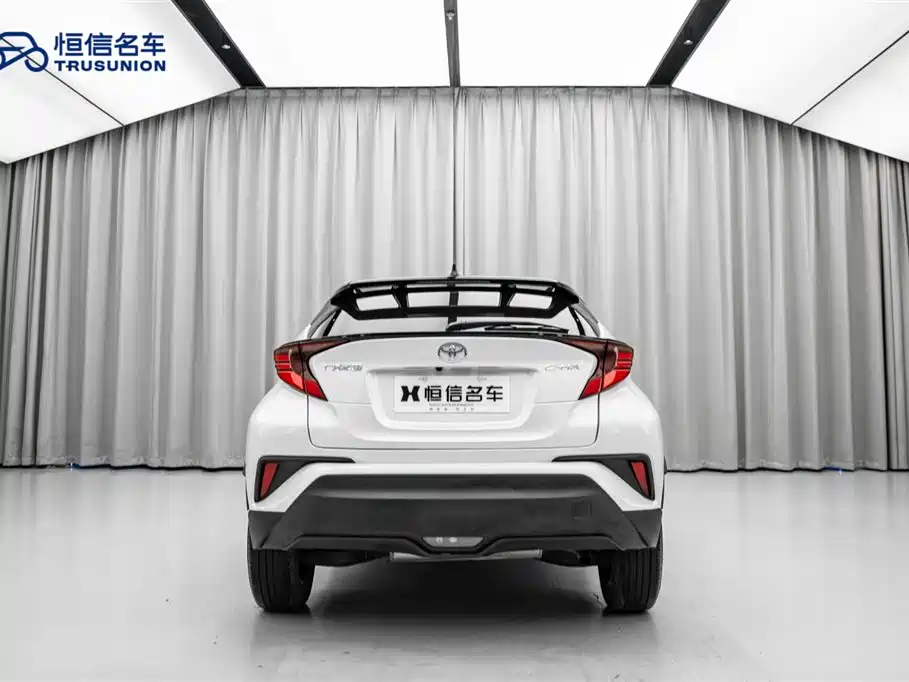 Toyota C-HR 2021 2.0L Luxury Edition купить на сайте DeffCars