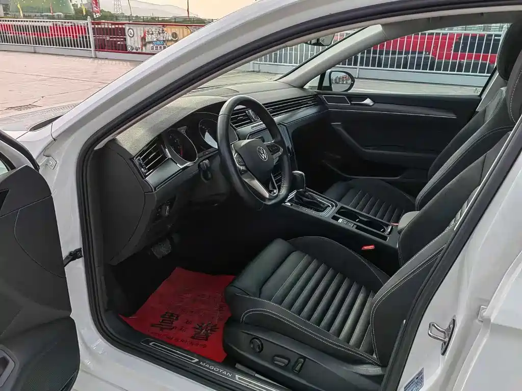 Magotan 2020 330TSI DSG leading model купить на сайте DeffCars