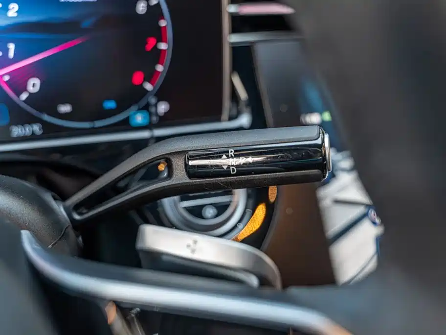 Mercedes-Benz E-Class 2025 E 300 L Luxury Model купить на сайте DeffCars