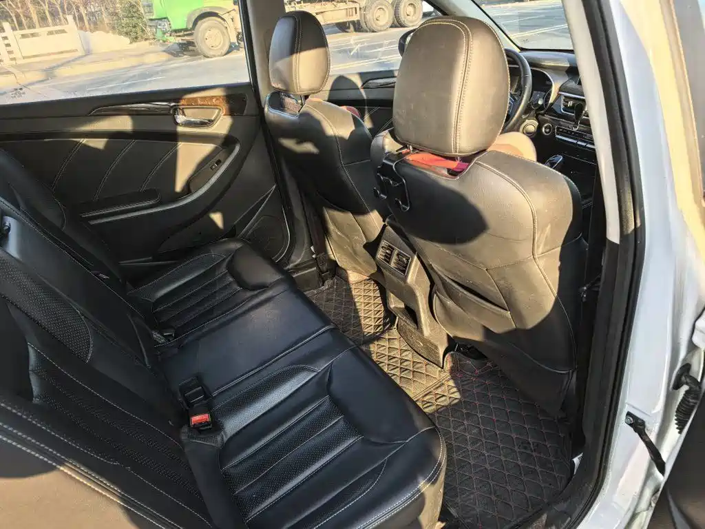 Fengguang 580 2018 1.5T CVT intelligent connected type купить на сайте DeffCars