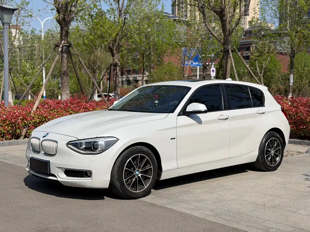 BMW 1 series imported 2013 facelift 116i urban model купить на сайте DeffCars