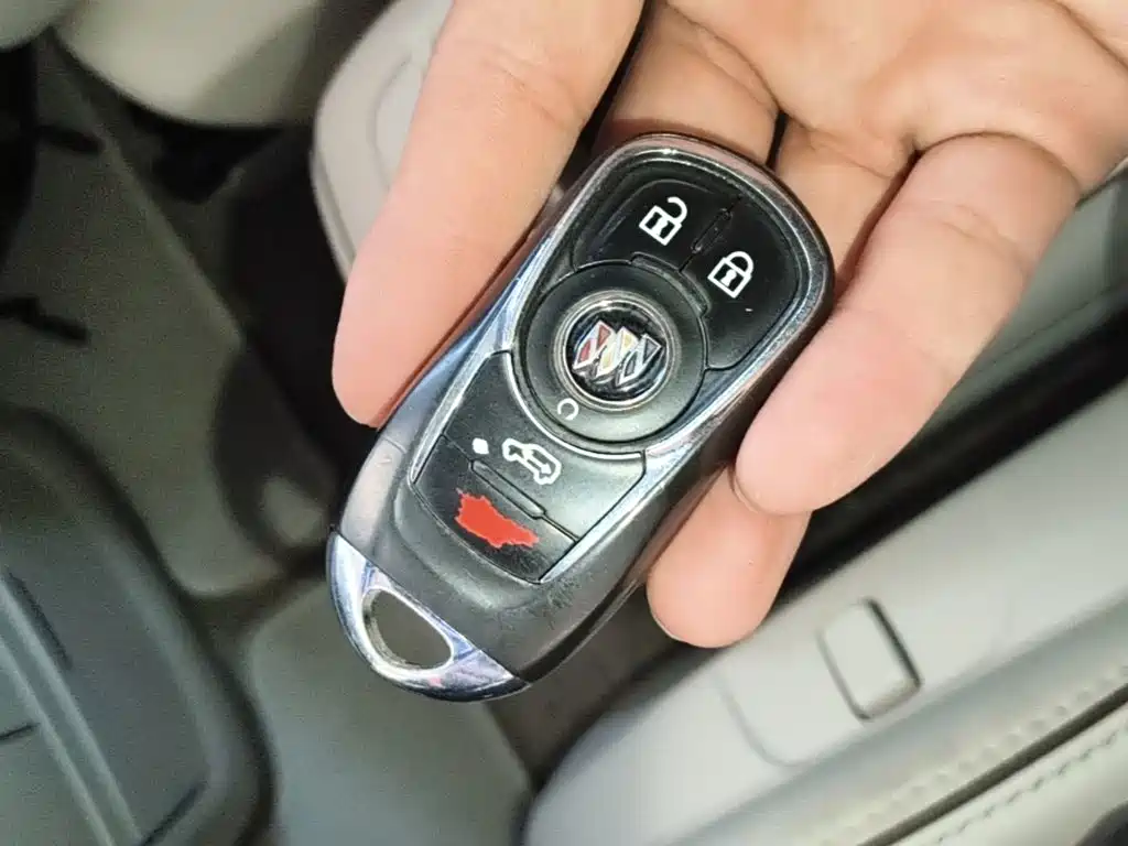 Buick GL8 2022 Land Business Class 652T Luxury купить на сайте DeffCars