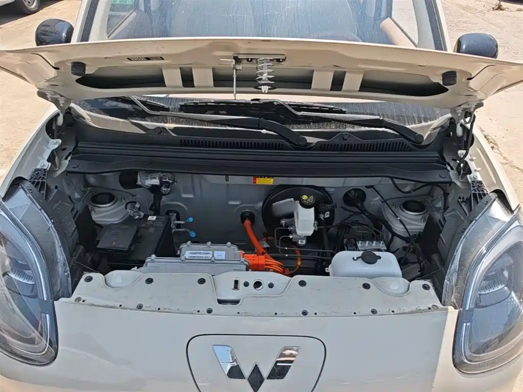 Hongguang MINIEV 2025 fourth generation four-door version advanced model купить на сайте DeffCars