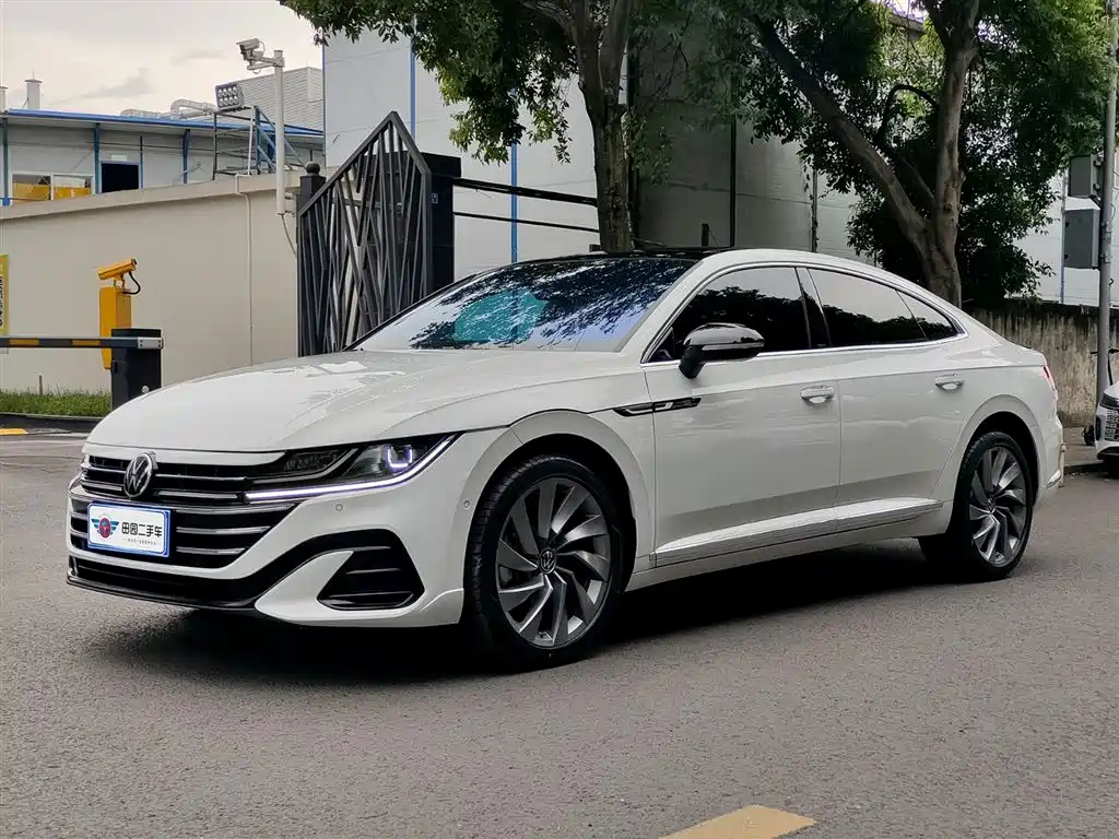 FAW-Volkswagen CC 2021 380TSI eye-catching version купить на сайте DeffCars