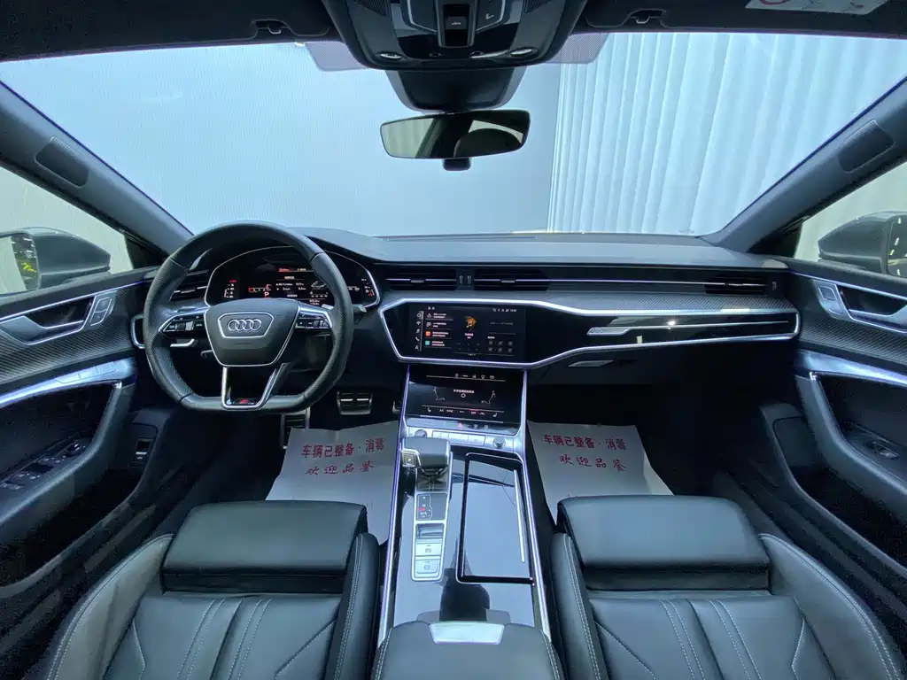 Audi A7 2022 45 TFSI Premium Selection купить на сайте DeffCars