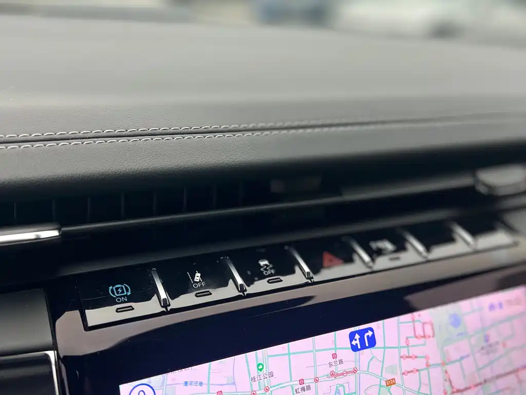 Grand Cherokee 4xe imported 2023 4xe Yuanfeng version купить на сайте DeffCars