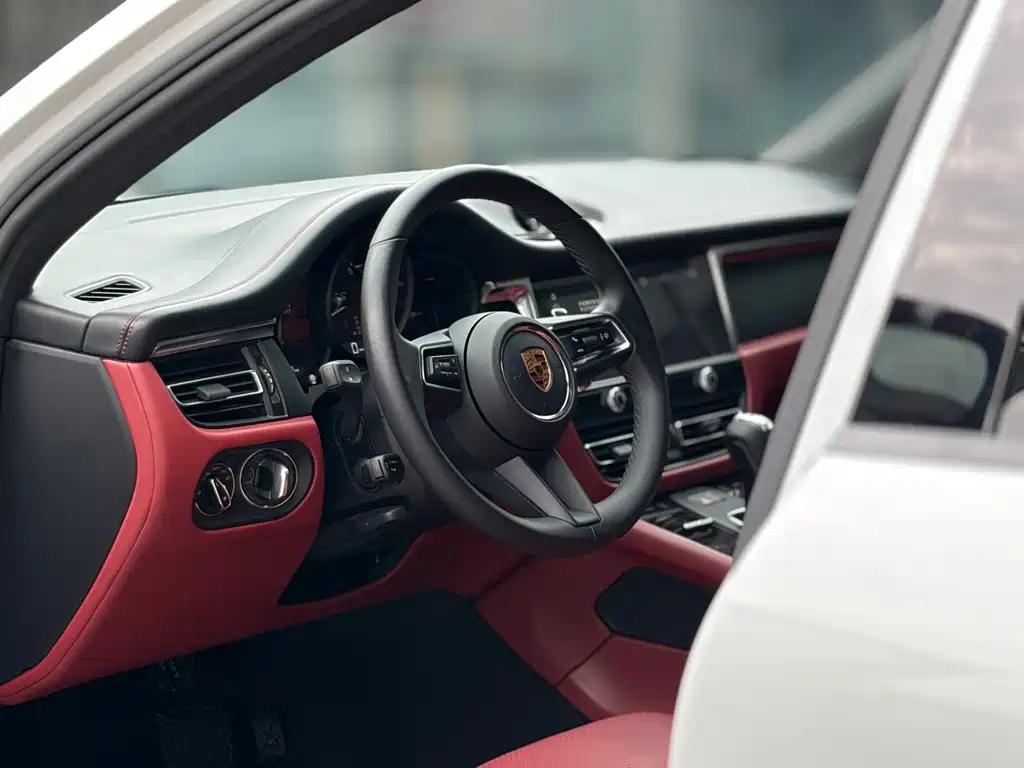 Macan 2022 Macan 2.0T купить на сайте DeffCars