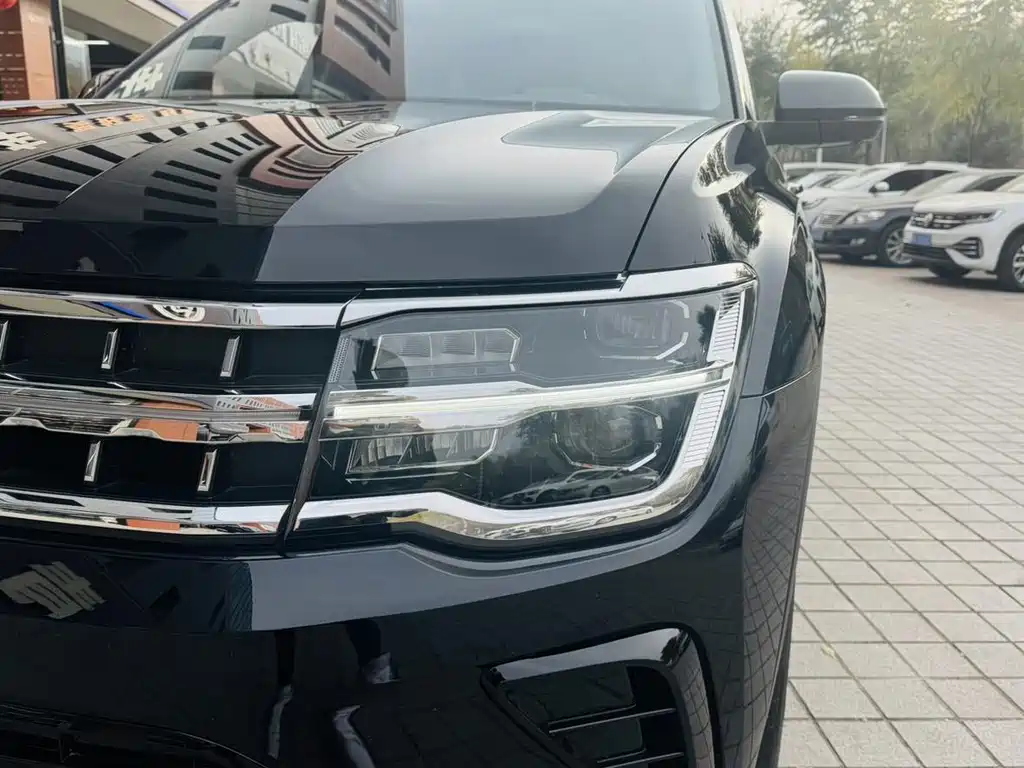 Touron 2024 380TSI four-wheel drive luxury version купить на сайте DeffCars