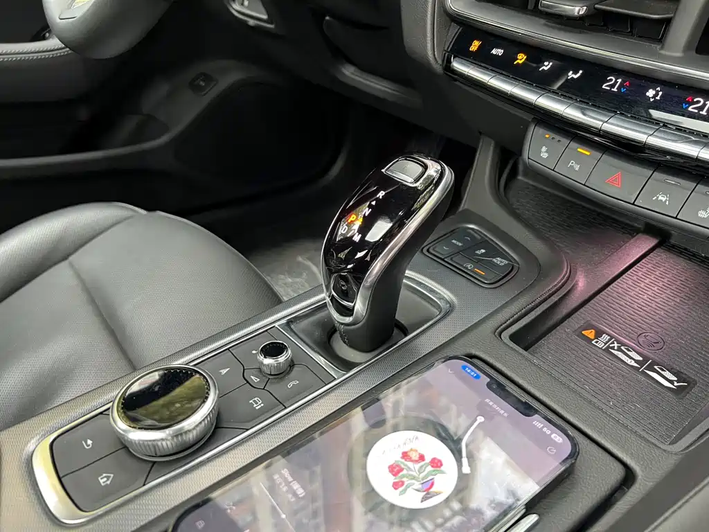 Cadillac CT5 2024 28T Luxury Pro купить на сайте DeffCars