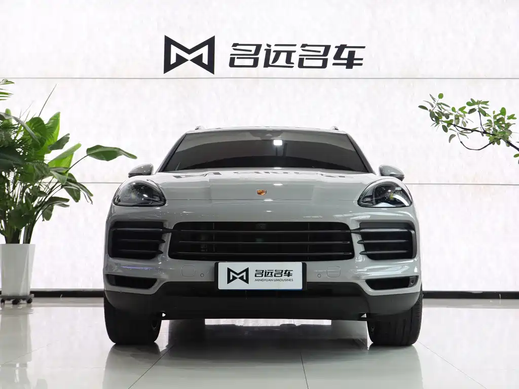 Cayenne New Energy 2022 Cayenne E-Hybrid 2.0T Platinum Edition купить на сайте DeffCars