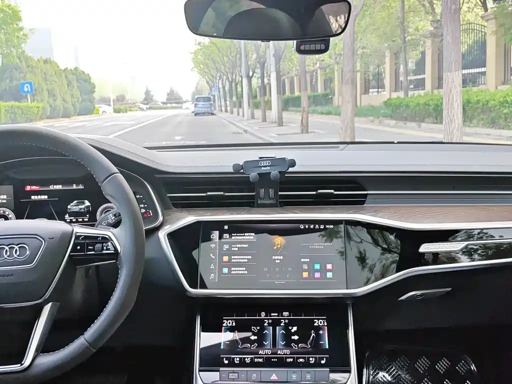 Audi A6L 2020 45 TFSI quattro premium dynamic model купить на сайте DeffCars