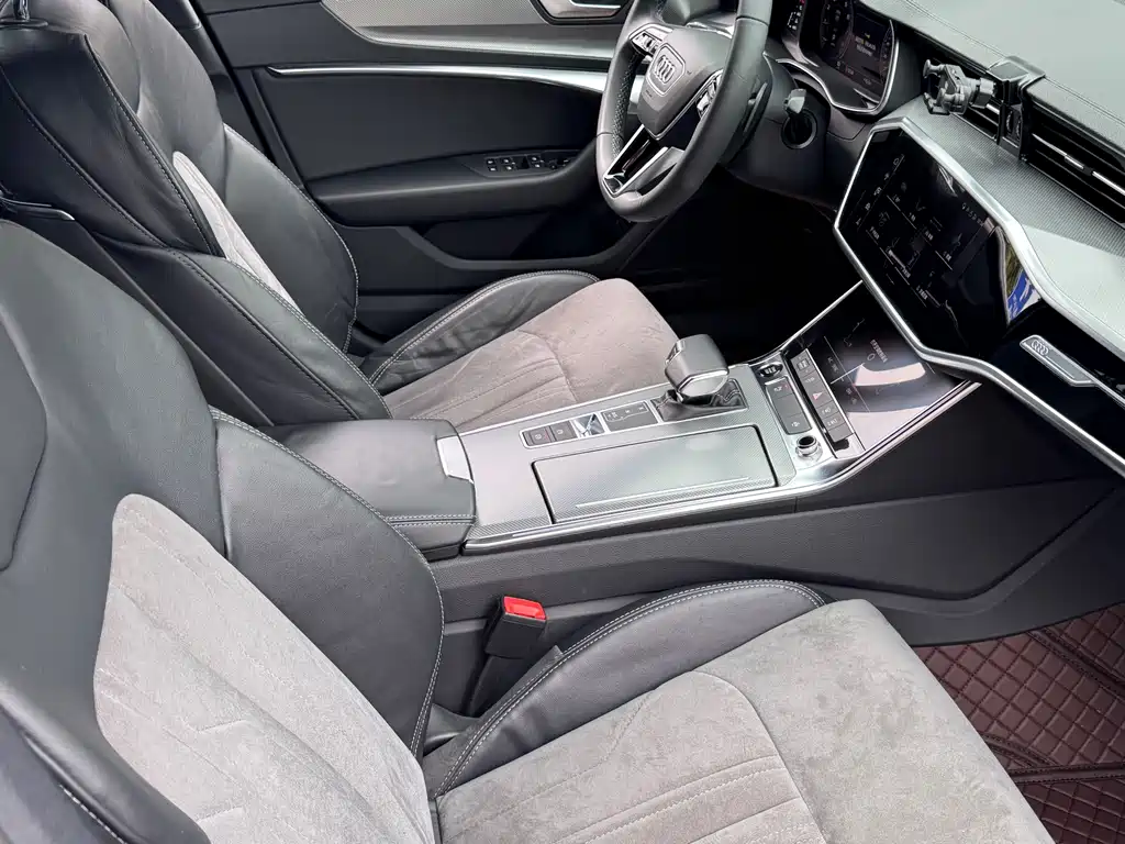 Audi A6L 2022 40 TFSI luxury and dynamic model купить на сайте DeffCars