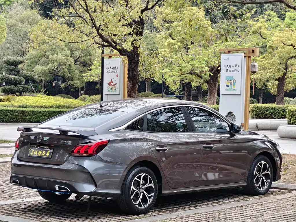 MG5 2021 180DVVT Manual Youth Deluxe Edition купить на сайте DeffCars