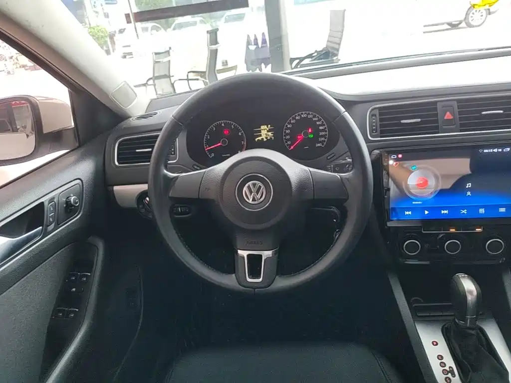 Sagitar 2014 facelift 1.6L automatic comfort type купить на сайте DeffCars