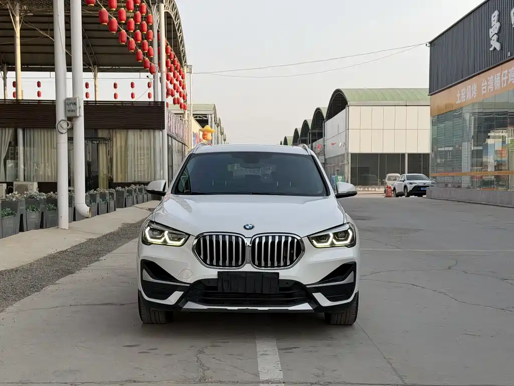 BMW X1 2020 sDrive20Li Exclusive Model купить на сайте DeffCars