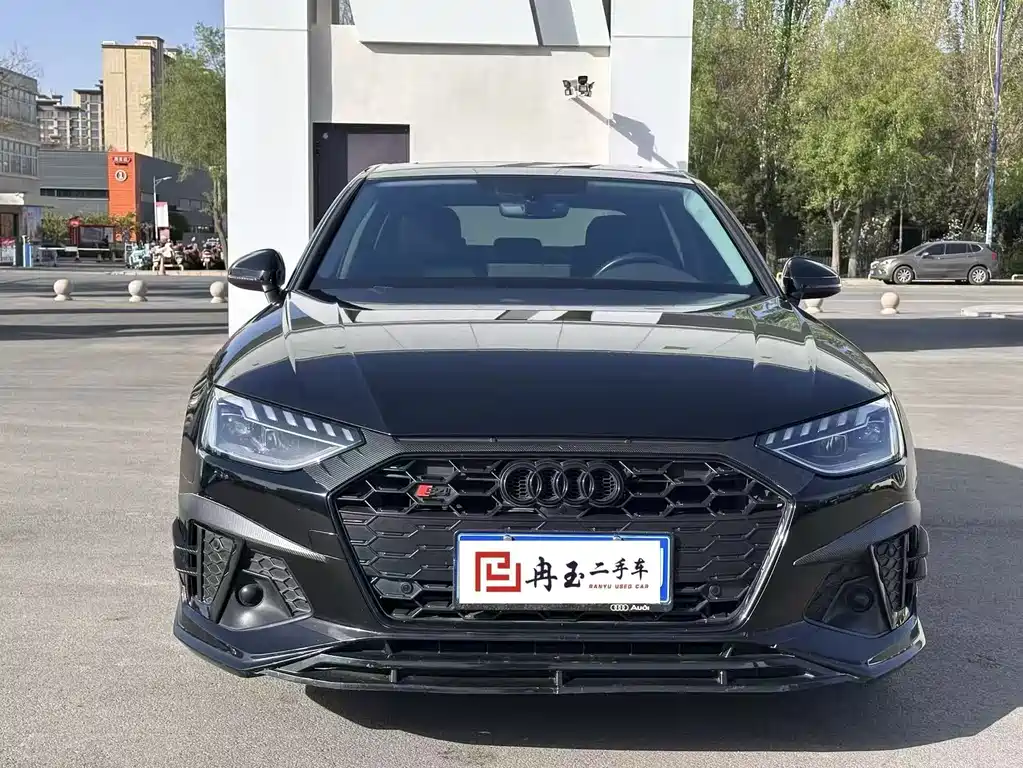Audi A4L 2023 40 TFSI luxury and dynamic model купить на сайте DeffCars