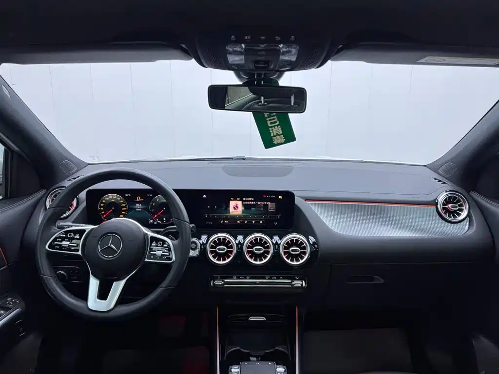 Mercedes-Benz GLA 2020 GLA 200 купить на сайте DeffCars